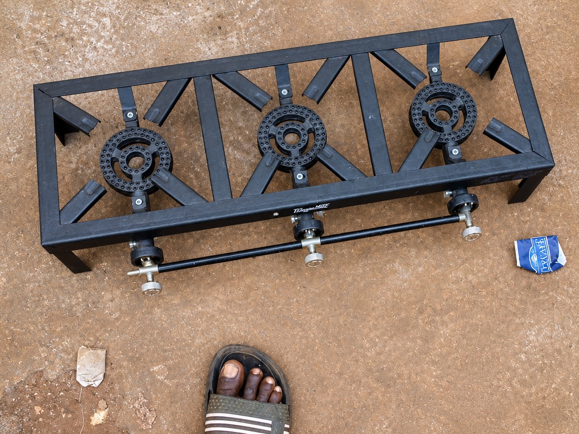 Gas stove- domestic use- import from dubia