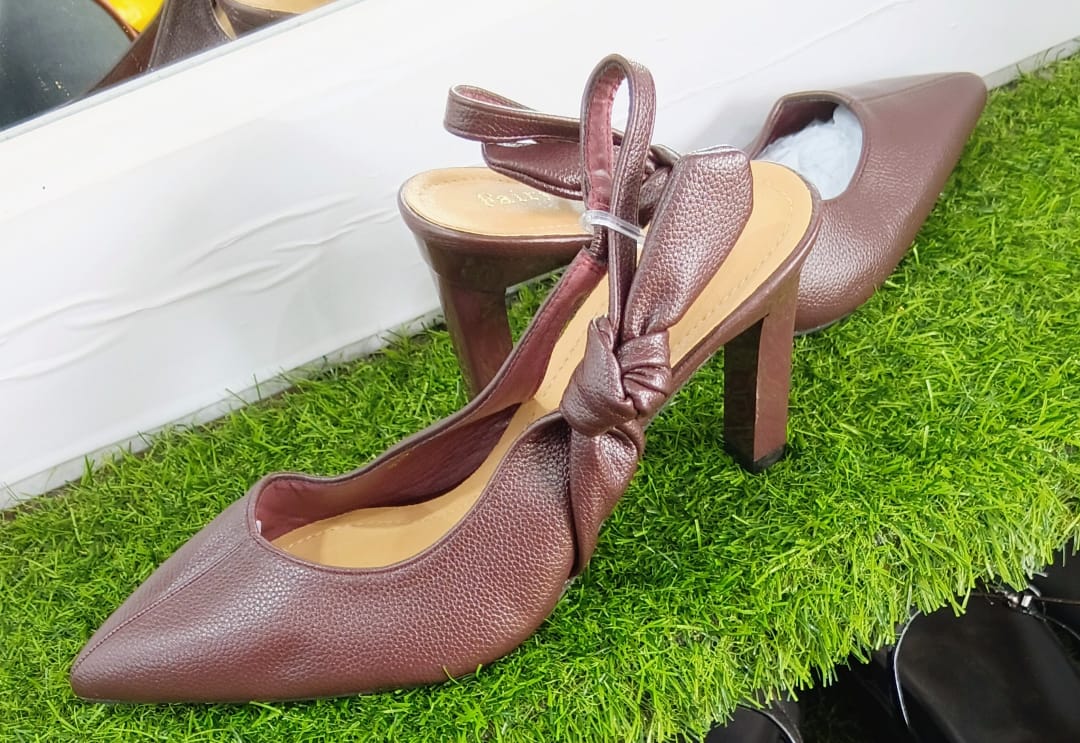 Ladies shoe