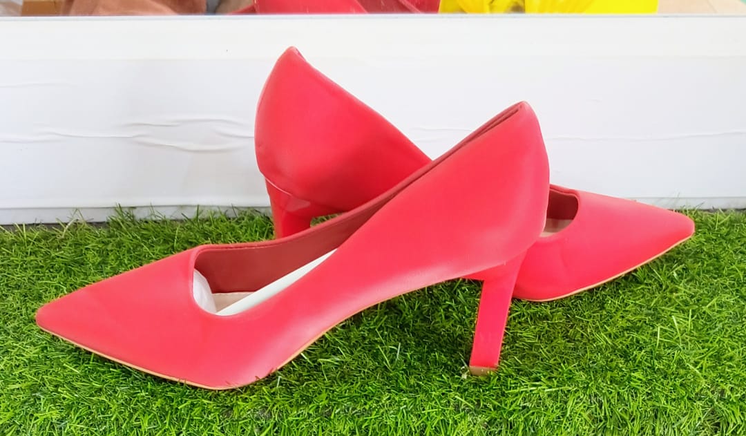 Ladies shoe
