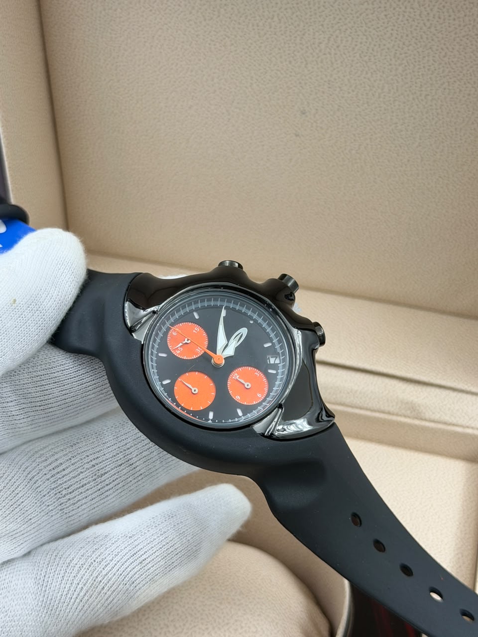Dilia's watches and Jewelries