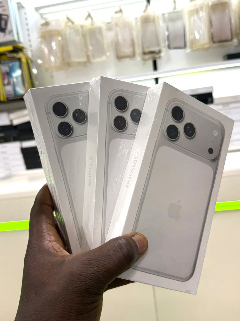 iPhone 17pro max 256gig