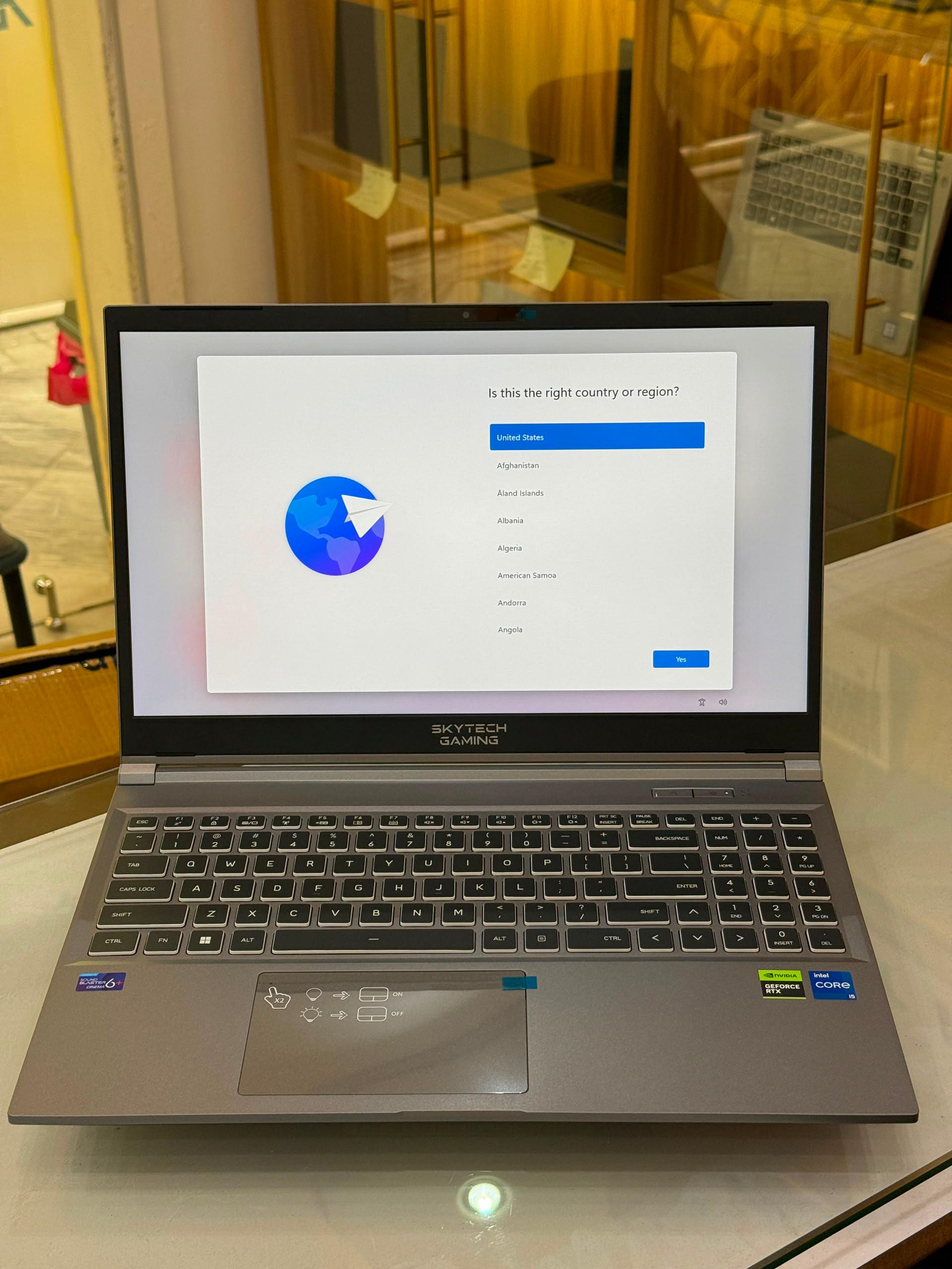 BrandNeW SkyTech Gaming Laptop